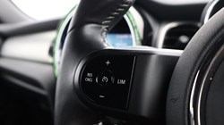 2022 (22) MINI HATCHBACK 1.5 Cooper Exclusive 5dr Auto 4756737