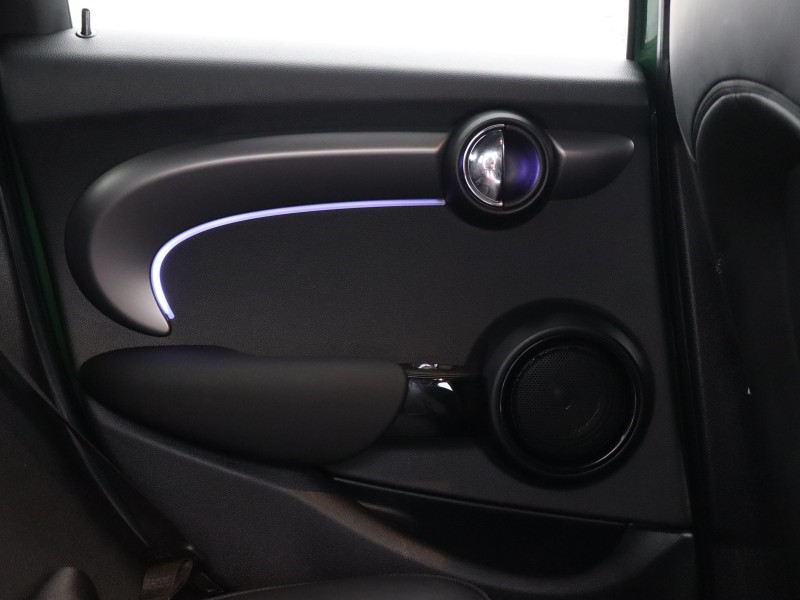 2022 (22) MINI HATCHBACK 1.5 Cooper Exclusive 5dr Auto 4756729