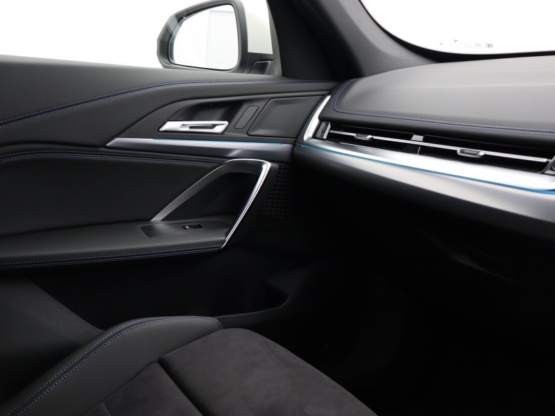 2025 (75) BMW iX1 150kW eDrive20 M Sport 65kWh 5dr Auto 5180369