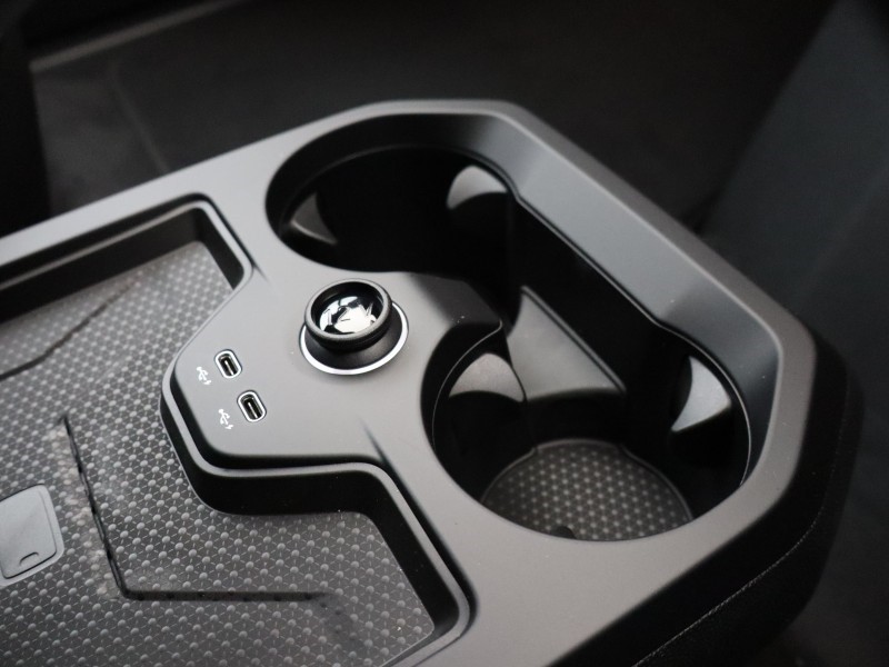 2025 (75) BMW iX 300kW xDrive45 M Sport 101kWh 5dr Auto 5074979