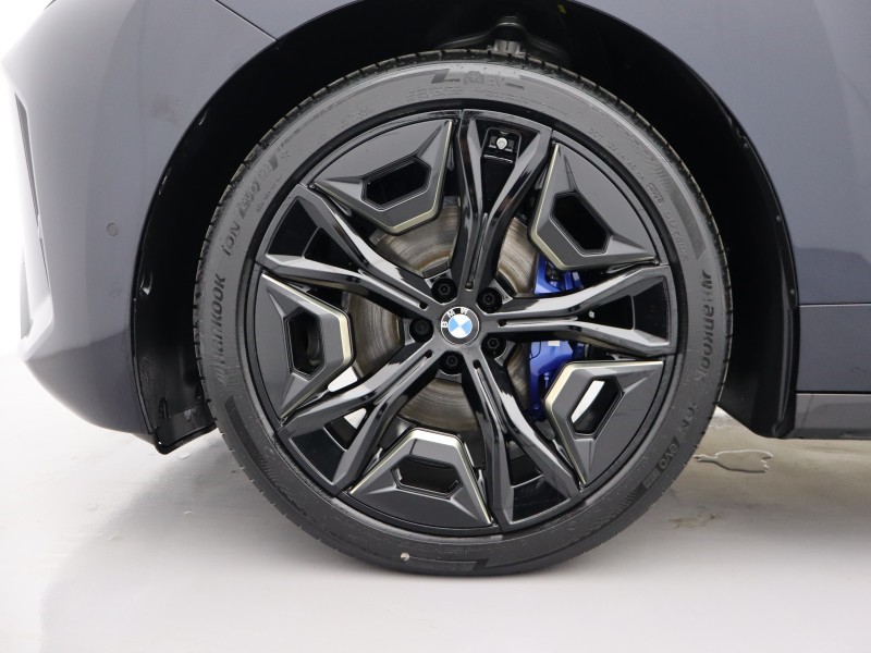 2025 (75) BMW iX 300kW xDrive45 M Sport 101kWh 5dr Auto 5074934