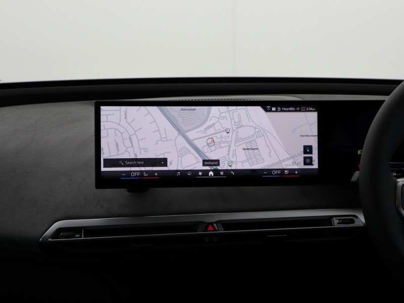 2025 (75) BMW iX 300kW xDrive45 M Sport 101kWh 5dr Auto 5074971