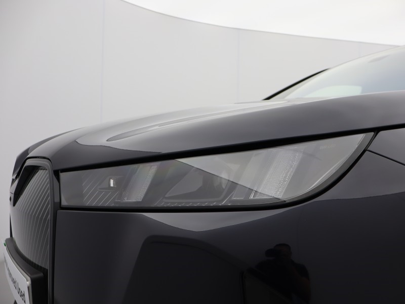 2025 (75) BMW iX 300kW xDrive45 M Sport 101kWh 5dr Auto 5074935