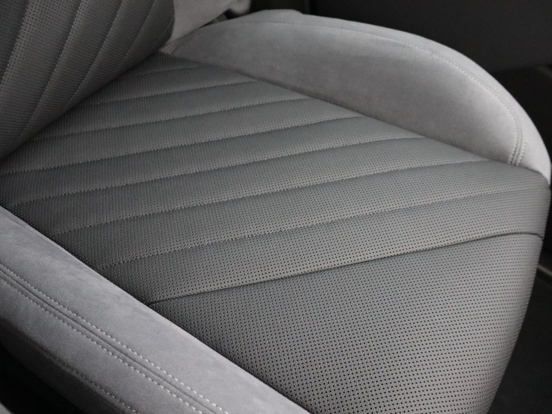 2025 (75) BMW iX 300kW xDrive45 M Sport 101kWh 5dr Auto 5074955