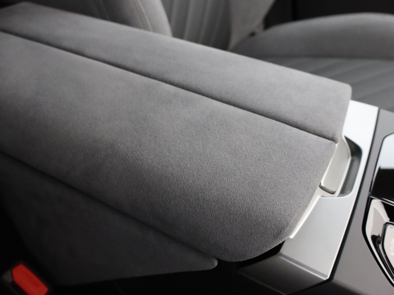 2025 (75) BMW iX 300kW xDrive45 M Sport 101kWh 5dr Auto 5074961