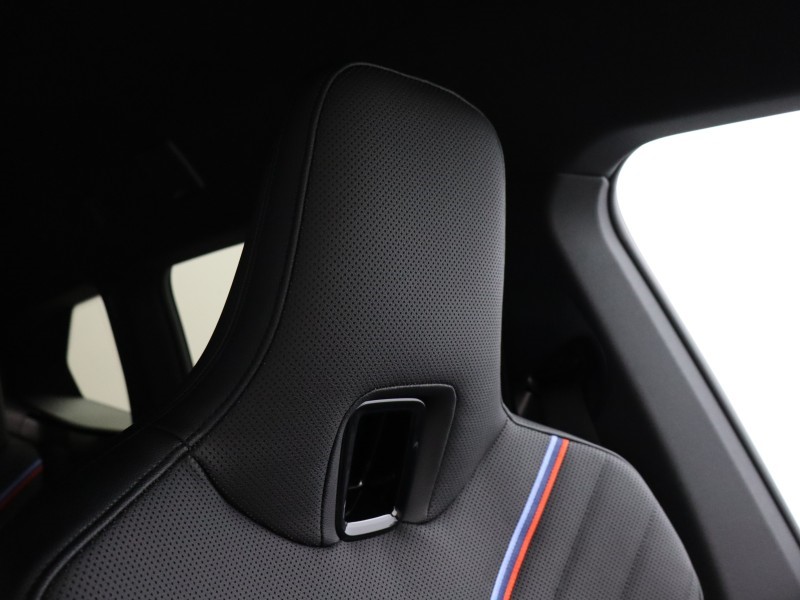 2025 (75) BMW iX 300kW xDrive45 M Sport 101kWh 5dr Auto 5074957