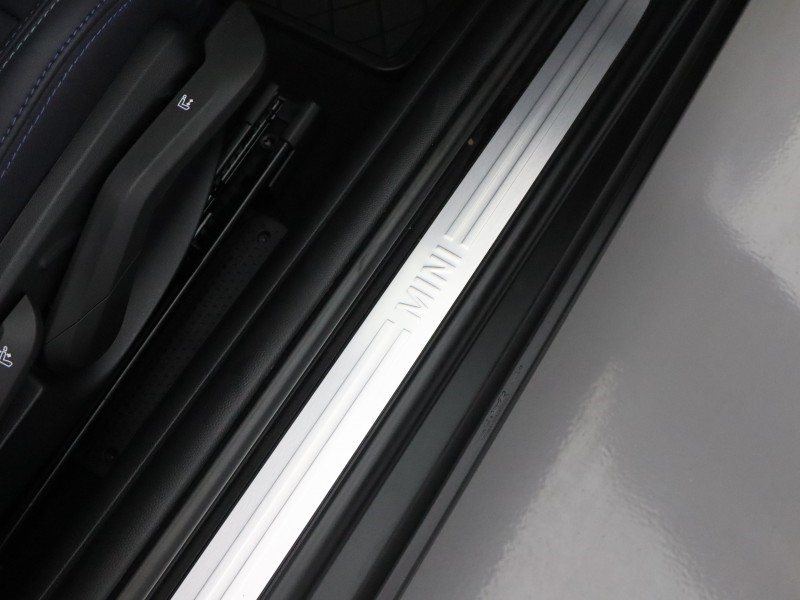 2025 (25) MINI COOPER 2.0 S Exclusive 3dr Auto 4782222