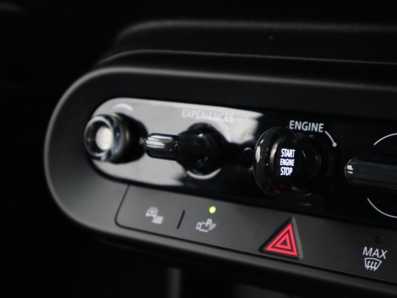 2025 (25) MINI COOPER 2.0 S Exclusive 3dr Auto 4782200