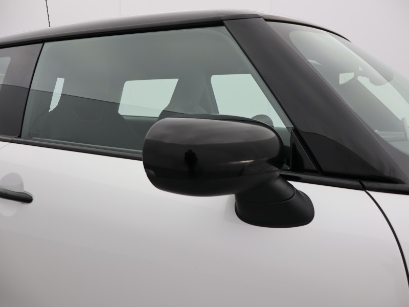 2025 (25) MINI COOPER 2.0 S Exclusive 3dr Auto 4782175