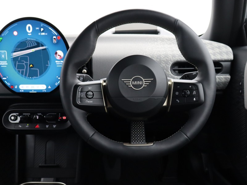 2025 (25) MINI COOPER 2.0 S Exclusive 3dr Auto 4782186