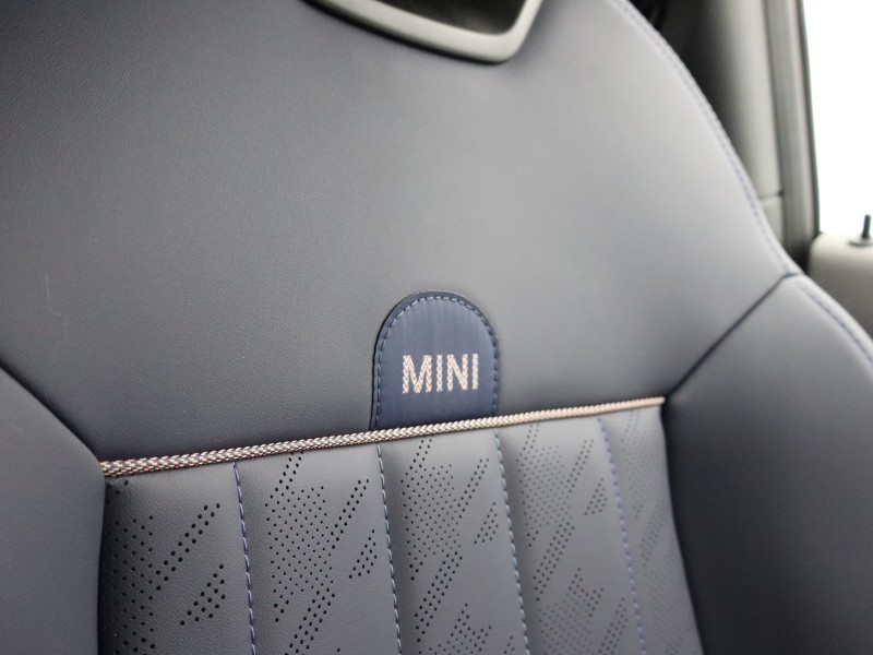 2025 (25) MINI COOPER 2.0 S Exclusive 3dr Auto 4782206