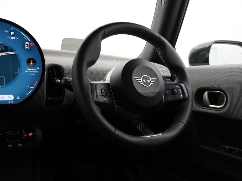 2025 (25) MINI COOPER 2.0 S Exclusive 3dr Auto 4782187