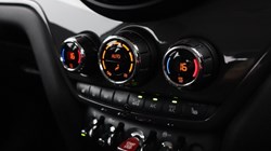 2019 (19) MINI COUNTRYMAN 1.5 Cooper Classic ALL4 5dr 4817475