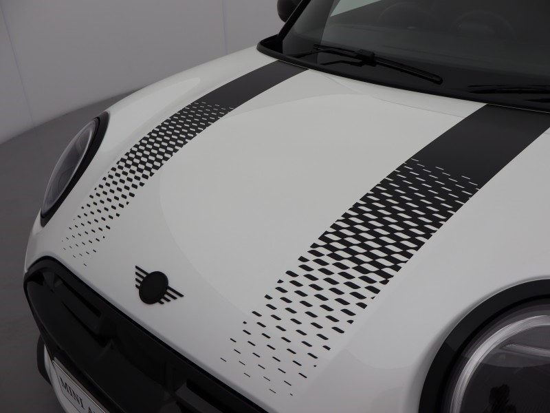 2025 (75) MINI COOPER 2.0 S Sport 3dr Auto 5363806