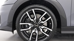 2025 (75) MINI COOPER 1.5 C Sport 2dr Auto 5365807