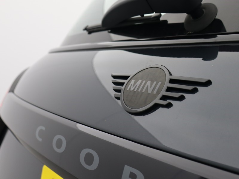 2025 (75) MINI COOPER 1.5 C Sport 3dr Auto 5370352