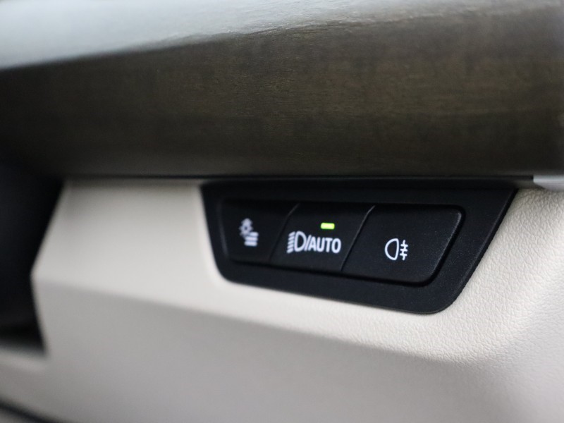 2025 (25) BMW 2 SERIES 230e xDrive Luxury 5dr DCT 4813286