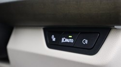 2025 (25) BMW 2 SERIES 230e xDrive Luxury 5dr DCT 4813286