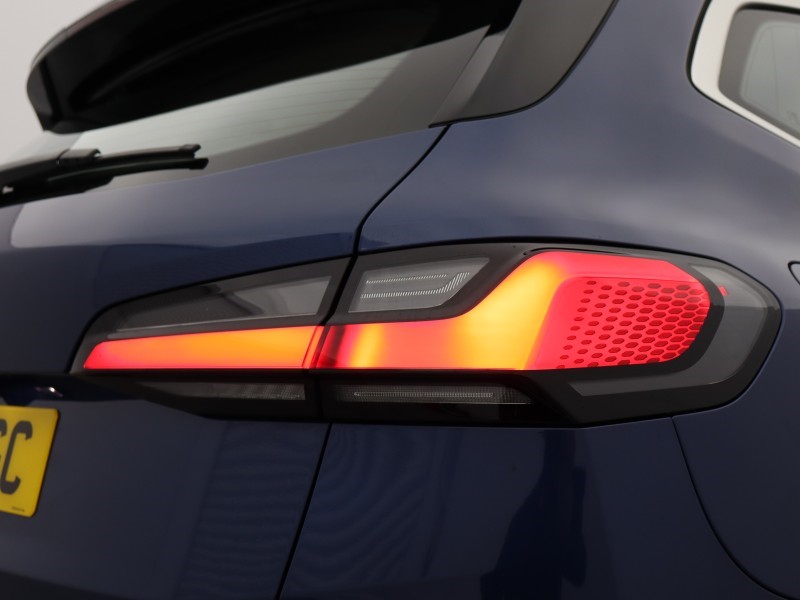 2025 (25) BMW 2 SERIES 230e xDrive Luxury 5dr DCT 4813233