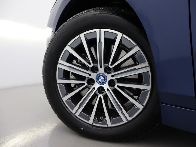 2025 (25) BMW 2 SERIES 230e xDrive Luxury 5dr DCT 4813245