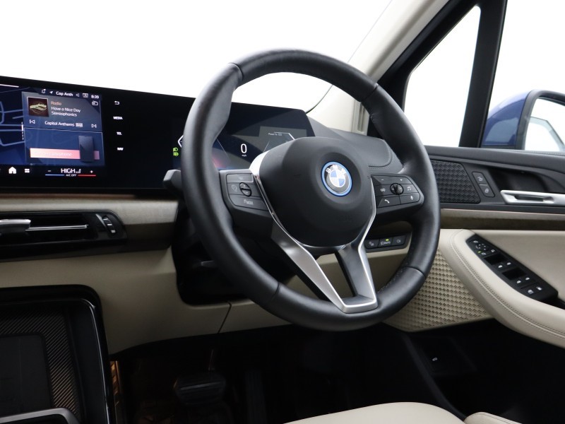 2025 (25) BMW 2 SERIES 230e xDrive Luxury 5dr DCT 4813258