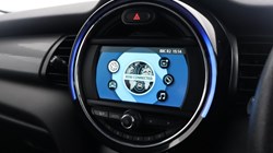 2018 (68) MINI HATCHBACK 1.5 Cooper Classic II 3dr 4846762