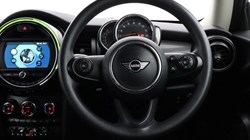 2018 (68) MINI HATCHBACK 1.5 Cooper Classic II 3dr 4846781