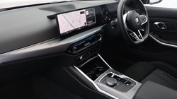 2025 (25) BMW 3 SERIES 320i M Sport 5dr Step Auto 4800586