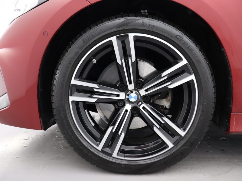 2025 (25) BMW 3 SERIES 320i M Sport 4dr Step Auto 4802315