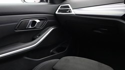 2025 (25) BMW 3 SERIES 320i M Sport 4dr Step Auto 4802351