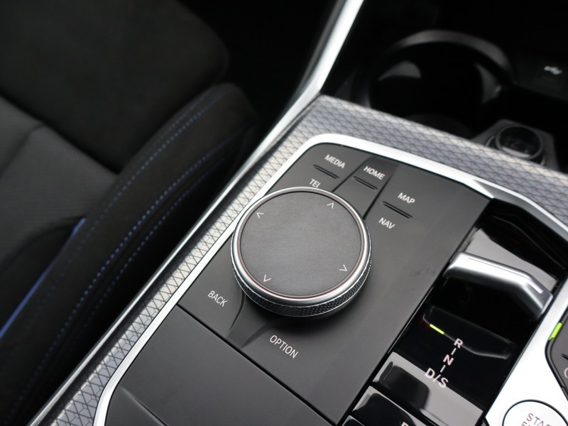 2025 (25) BMW 3 SERIES 320i M Sport 4dr Step Auto 4802345