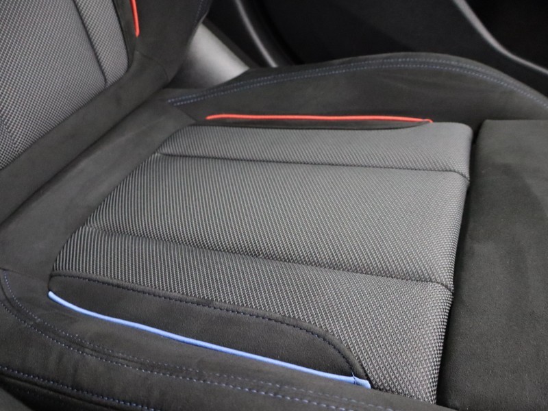 2025 (25) BMW 3 SERIES 320i M Sport 4dr Step Auto 4802352