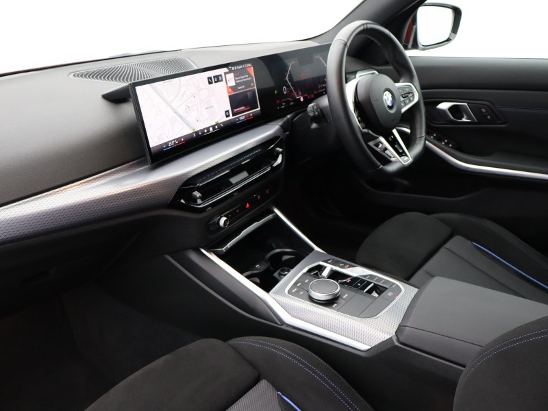 2025 (25) BMW 3 SERIES 320i M Sport 4dr Step Auto 4802361