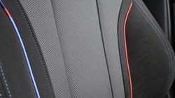 2025 (25) BMW 3 SERIES 320i M Sport 5dr Step Auto 4799835