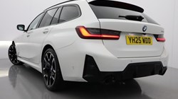 2025 (25) BMW 3 SERIES 320i M Sport 5dr Step Auto 4799823