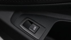 2025 (25) BMW 3 SERIES 320i M Sport 5dr Step Auto 4799826