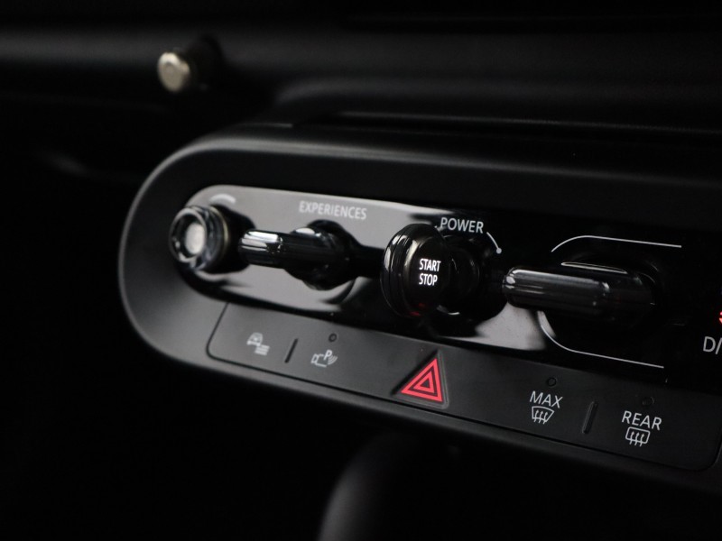 2024 (24) MINI COOPER 160kW SE Sport 54kWh 3dr Auto 4849424