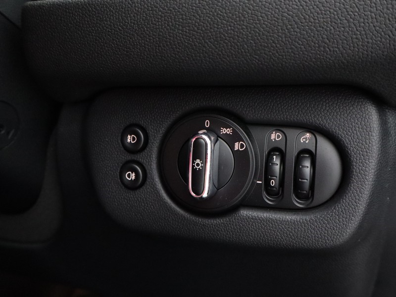 2019 (69) MINI CLUBMAN 1.5 Cooper Exclusive 6dr Auto 4861865