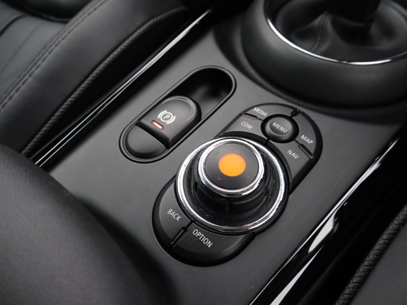 2019 (69) MINI CLUBMAN 1.5 Cooper Exclusive 6dr Auto 4861875