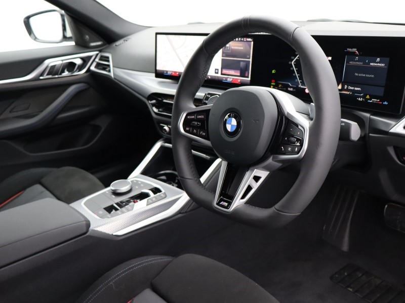 2025 (75) BMW 4 SERIES 420i M Sport 5dr Step Auto 5178881