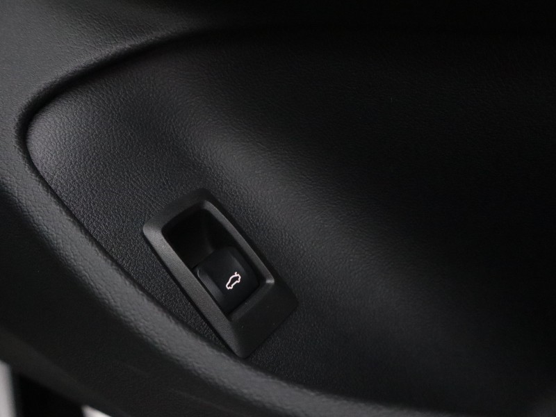 2025 (75) BMW 4 SERIES 420i M Sport 5dr Step Auto 5178923