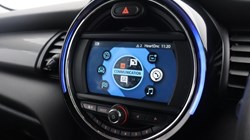 2019 (69) MINI HATCHBACK 1.5 Cooper Classic II 5dr 4854610