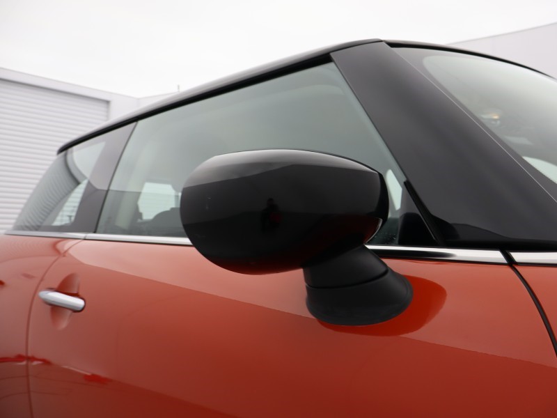 2020 (70) MINI HATCHBACK 1.5 Cooper Classic II 3dr Auto 4855833