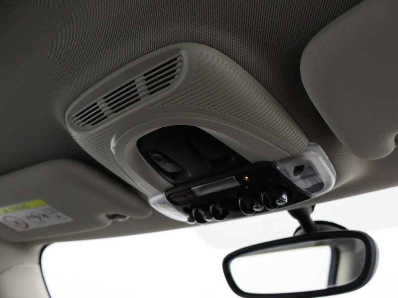 2020 (70) MINI HATCHBACK 1.5 Cooper Classic II 3dr Auto 4855864