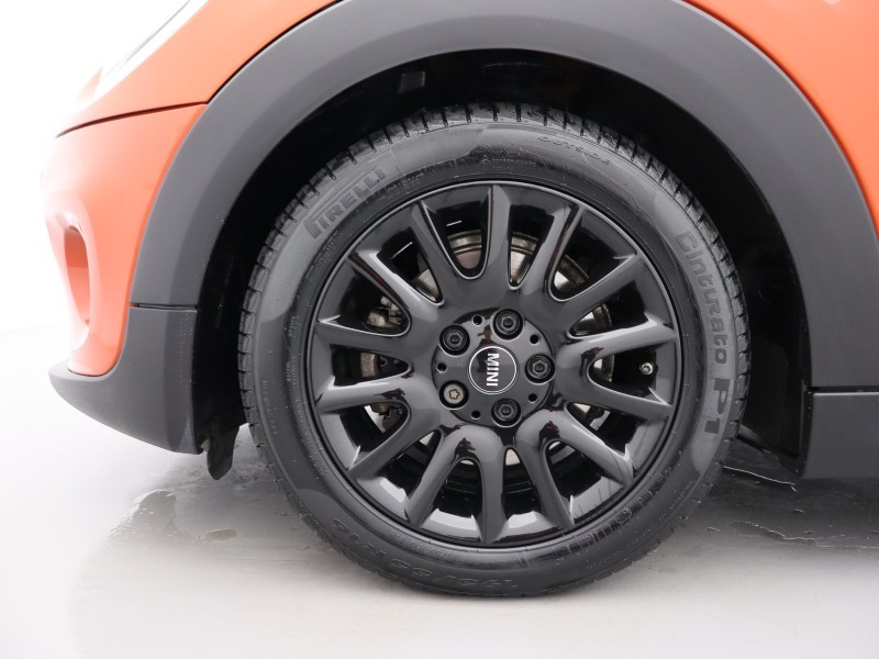 2020 (70) MINI HATCHBACK 1.5 Cooper Classic II 3dr Auto 4855835