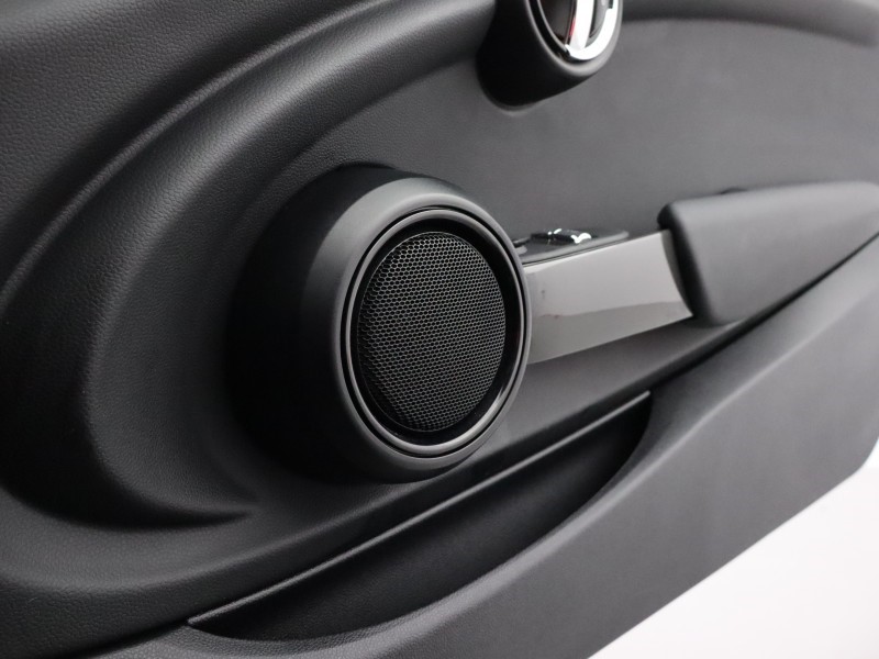 2020 (70) MINI HATCHBACK 1.5 Cooper Classic II 3dr Auto 4855845