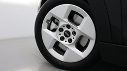 2025 (74) MINI COOPER 1.5 C Classic 5dr Auto 4835106