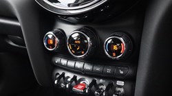 2023 (72) MINI HATCHBACK 1.5 Cooper Classic 3dr Auto 4844987