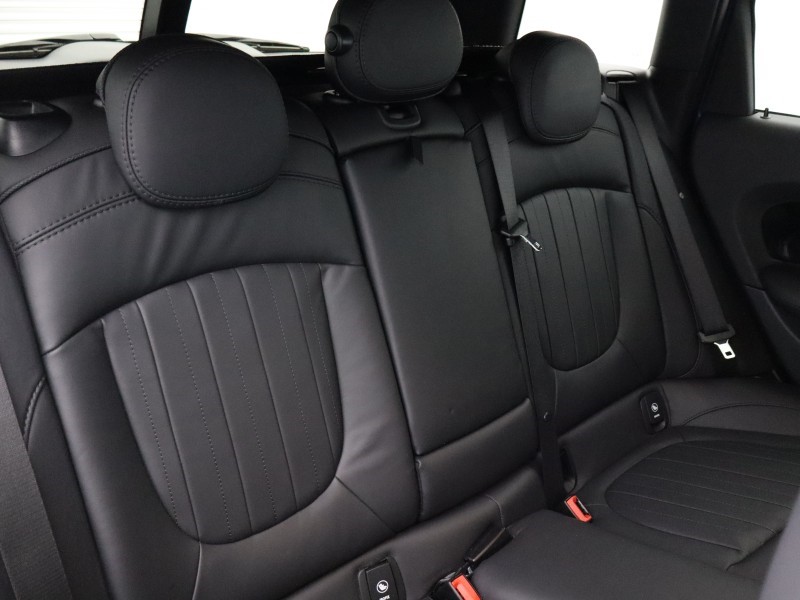 2022 (22) MINI CLUBMAN 1.5 Cooper Exclusive 6dr 4883989