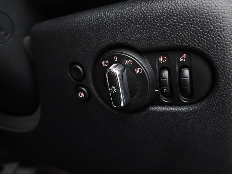 2022 (72) MINI HATCHBACK 1.5 Cooper Exclusive 5dr Auto 4850397